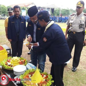 Pemotongan Tumpeng