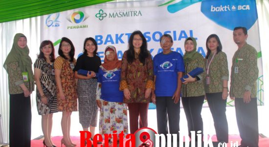 BCA Gelar Operasi Katarak Gratis di Rumah Sakit (RS) Masmitra Jati Makmur Bekasi.