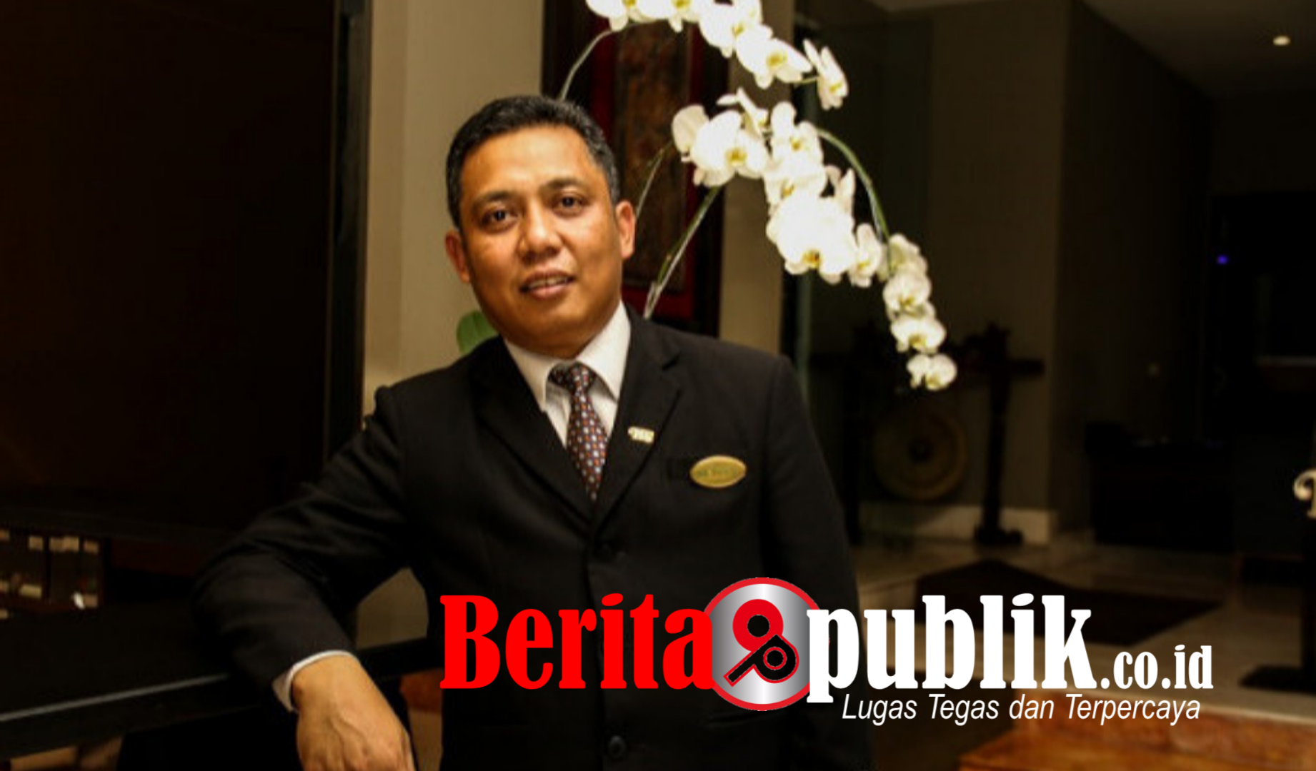 General Manager Hotel Santika TMII Jakarta, Ricky Rimbawan