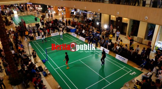 Atlet-atlet badminton P.B Jaya Raya Metland.