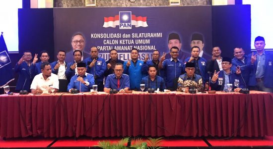 Konsolidasi dan Silahturahmi Calon Ketua Umum Partai Amanat Nasional Zulkifli Hasan.