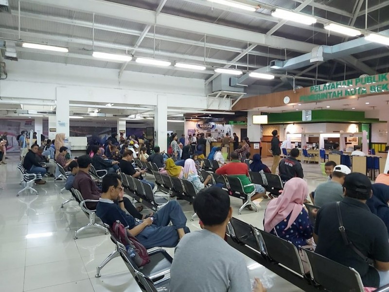 Pelayanan Kependudukan di Kota Bekasi Masih Berjalan.
