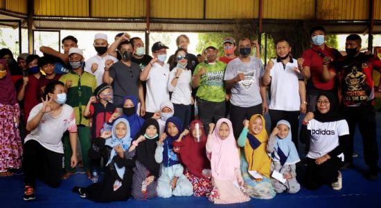 IBA MMA, Muaythai, Sambo dan Wushu menempati markas baru atau tempat latihan baru berlokasi di sisi kiri Gedung KONI Kota Bekasi 26/9)