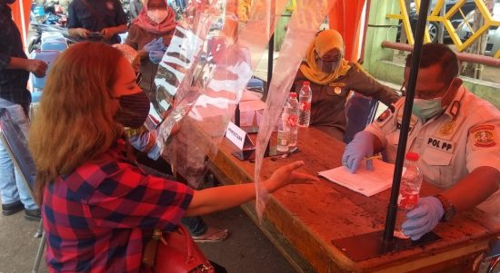 Operasi Yustisi di Pasar Baru, Kamis, (28/1).