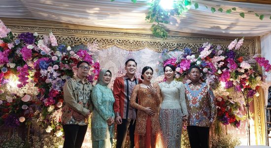 Suasana Lamaran Putri Pertama Waras Wasito di Kemang Pratama Bekasi Kediaman Keluarga Perempuan, Minggu, 3/7/2022, (Nia/ Len)